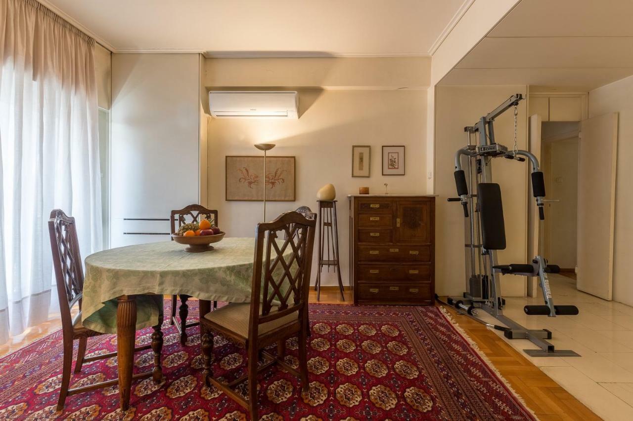 Art Deco Spacious Appartment Close To Centre Афины Экстерьер фото